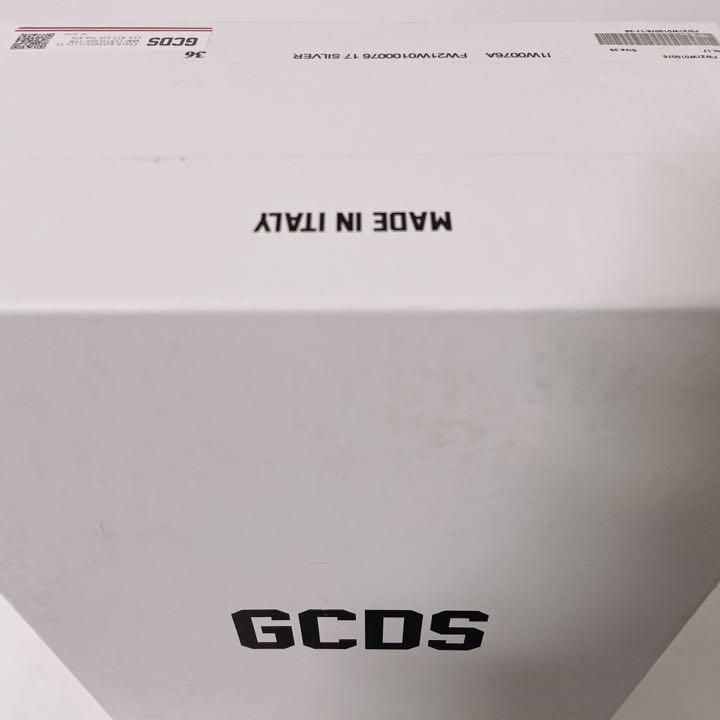 GCDS スニーカー EU36 JP23cm - メルカリ