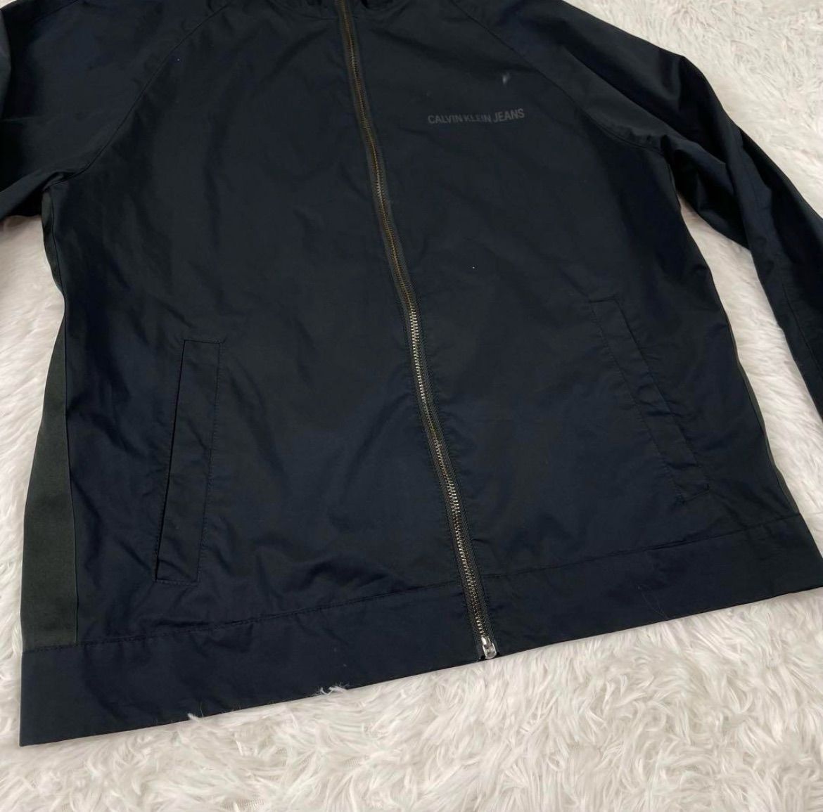 Calvin Klein Jeans カルバンクライン ナイロンジャケット Mジップ