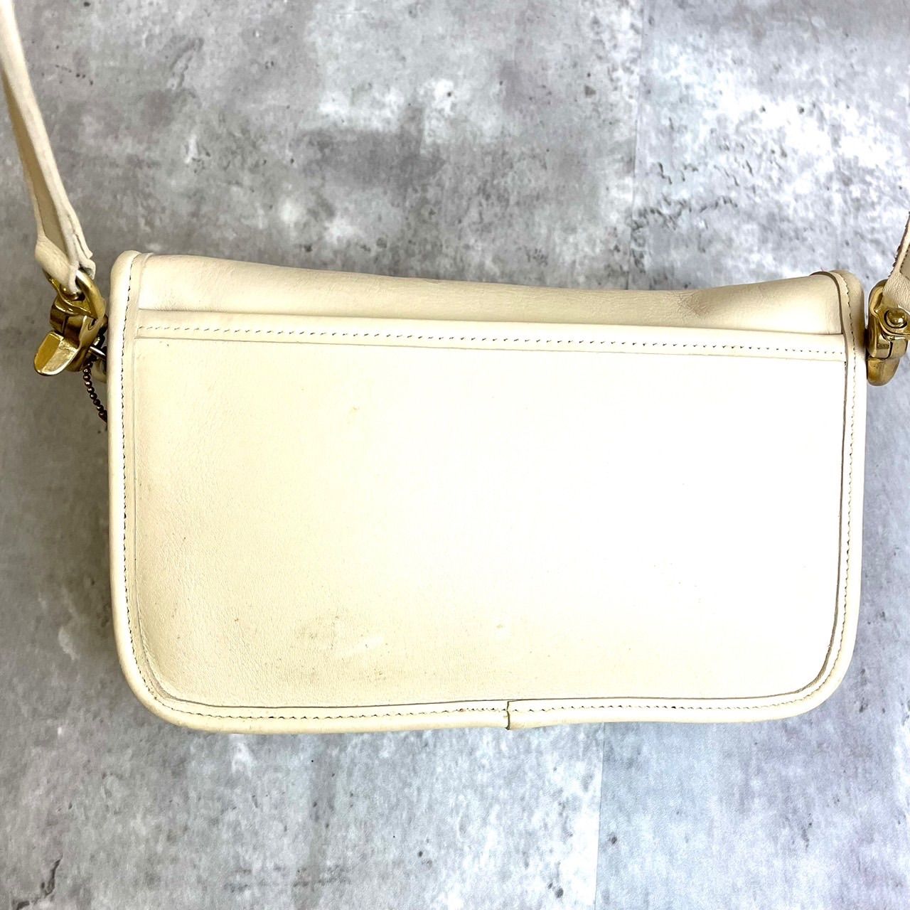 ✨良品✨OLD COACH オールドコーチ ポケットパース ショルダーバッグ