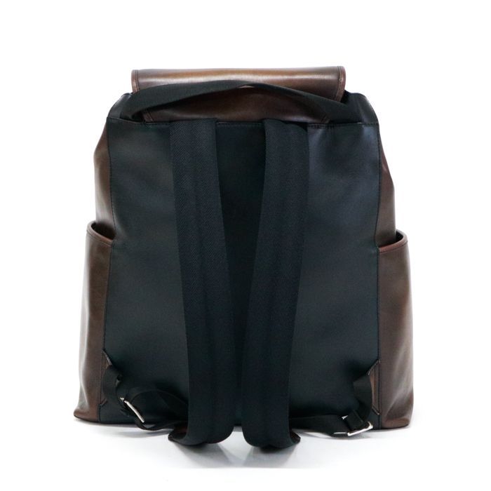 ベルルッティ カリグラフィ デイ アウト スクリットレザー バックパック 楽天市場】【美品】ベルルッティ Berluti カリグラフィ デイ アウト