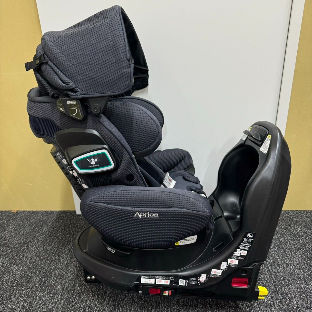 フラディア グロウ ISOFIX セーフティープラス プレミアム