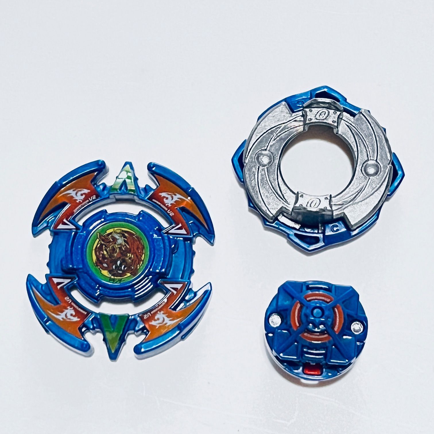 Takara Tomy - ベイブレード　ドランザーV2 ゴールドメッキ Amazon.co.jp: ベイブレード ドランザーV2 Aー81 : おもちゃ