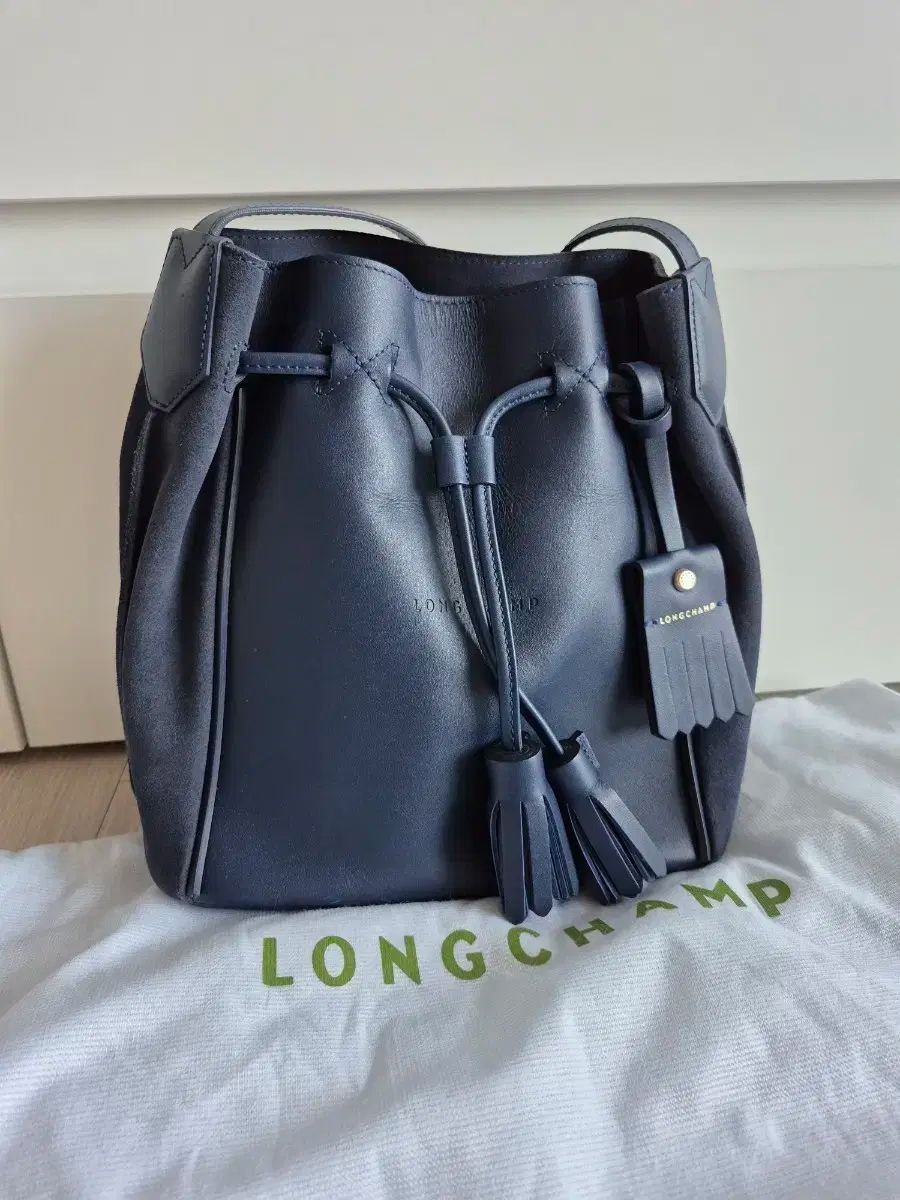 Longchamp ロンシャン バケットバッグ ネイビー ダストバッグ 含む