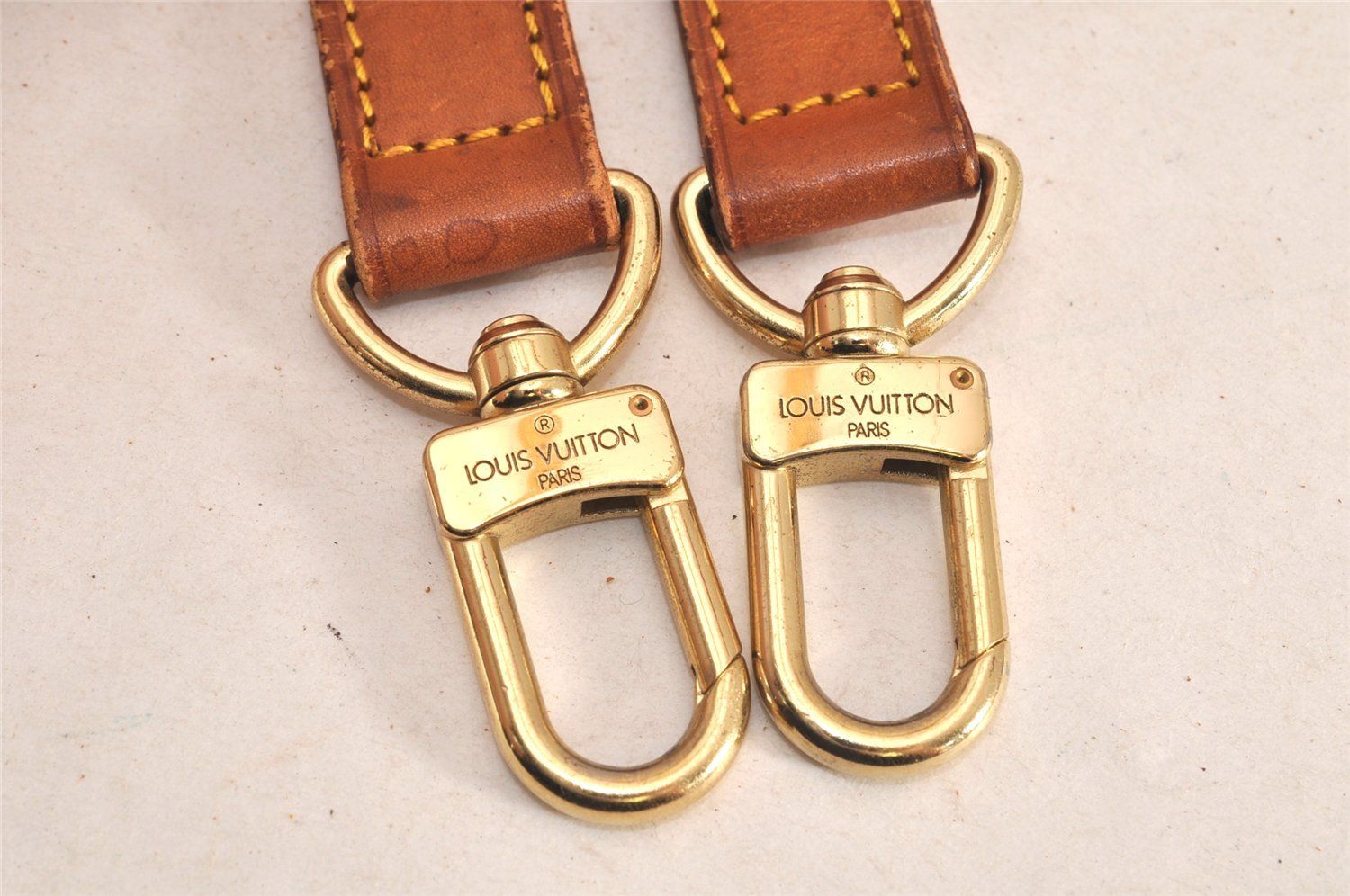 LOUIS VUITTON レザー ストラップ ベージュ Louis Vuitton レザー ストラップ ベージュ