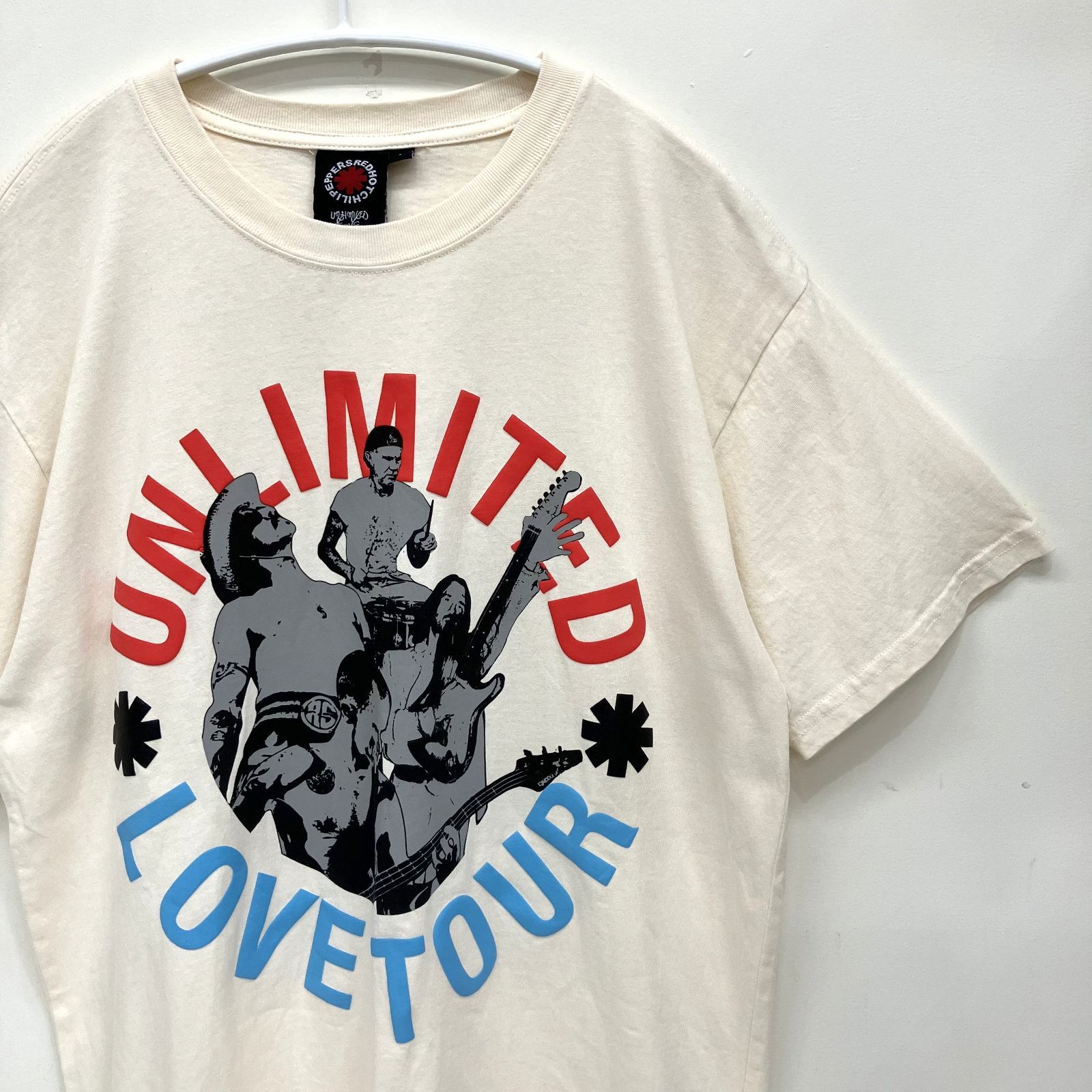 【未使用品】RED HOT CHILI PEPPERS レッチリ 2023 UNLIMITED LOVE WORLD TOUR Tシャツ Sサイズ ①