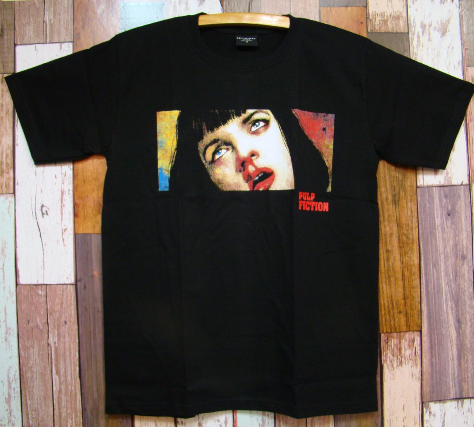 新品パルプフィクション 鼻血【Pulp Fiction】プリントTシャツ☆BWT 