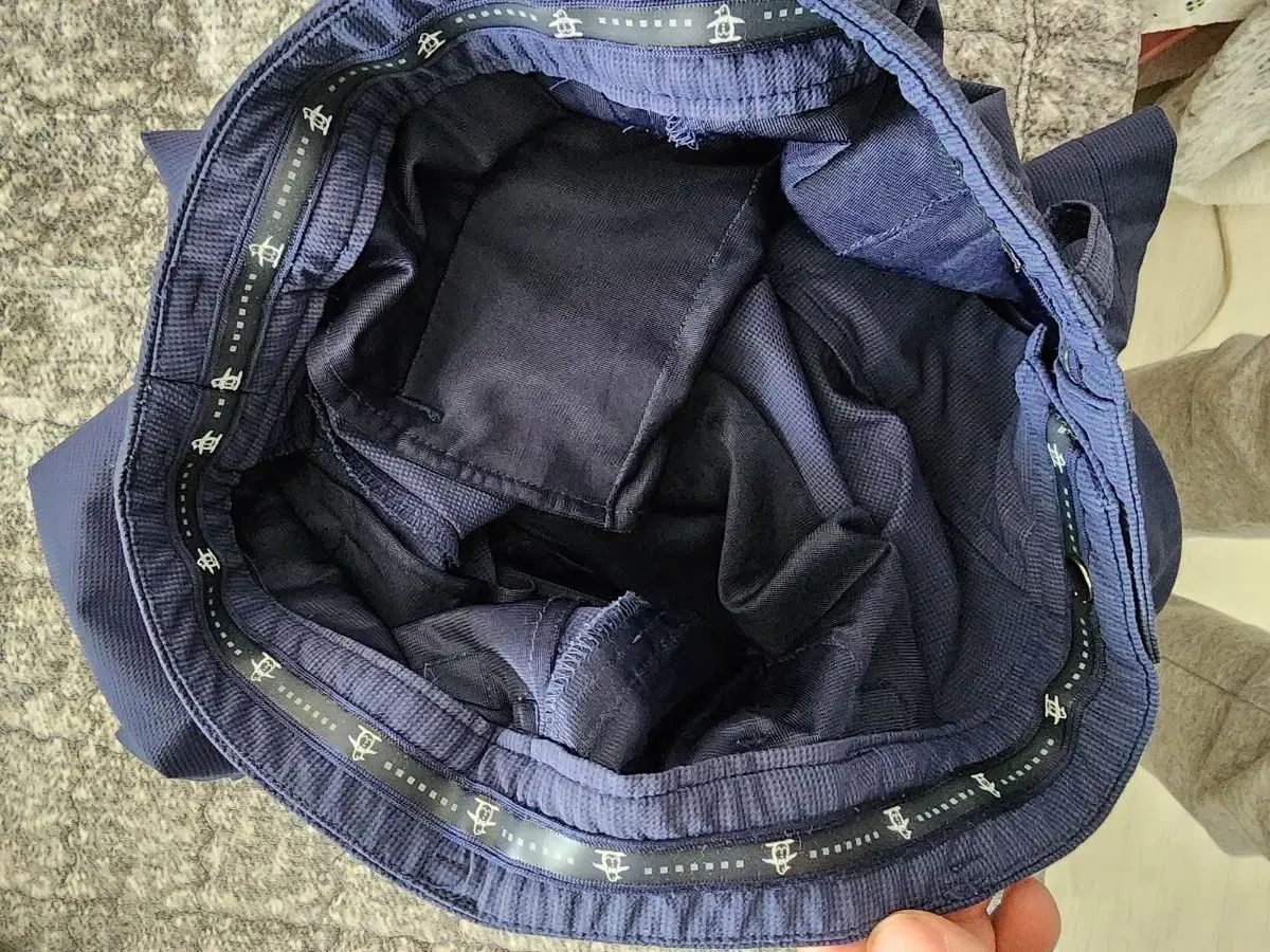 ネイビー ゴルフ