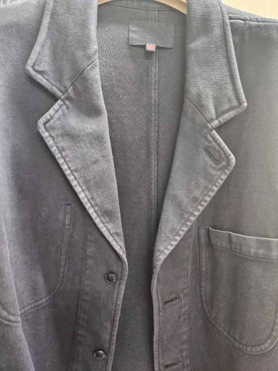 極美品】ブリッラペルイルグストグレーソリッドスーツ