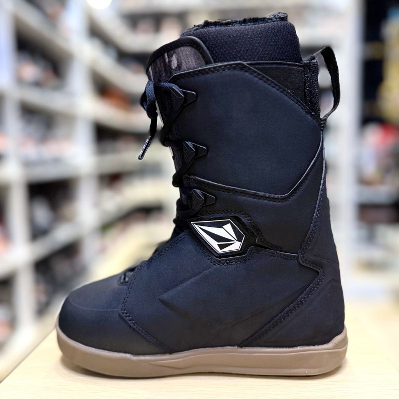 24-25 THIRTYTWO LASHED W'S X VOLCOM ｶﾗｰ:BLACK 23.5cm