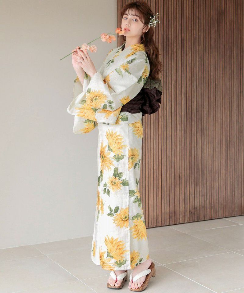 Dita 浴衣 夏の乙女百合 2025 浴衣5点セット(ゆかた・帯・下駄・着付けマニュアル