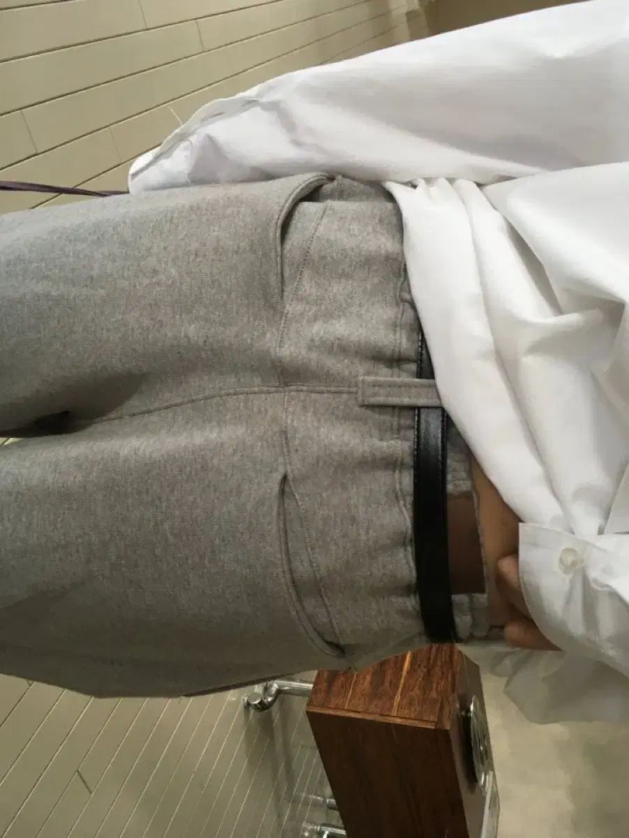 繁殖 ベルト付きシャーリングパンツ