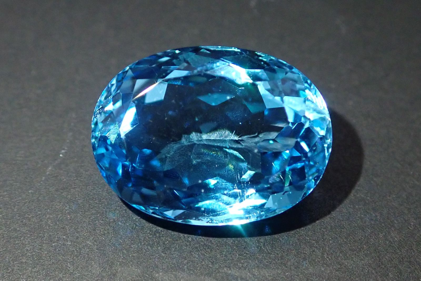 高品質✨ ブルートパーズ ラフドロップカット 1連 （1⁄4連,半連,1連）宝石質 ブルートパーズ ファセット ラフドロップ