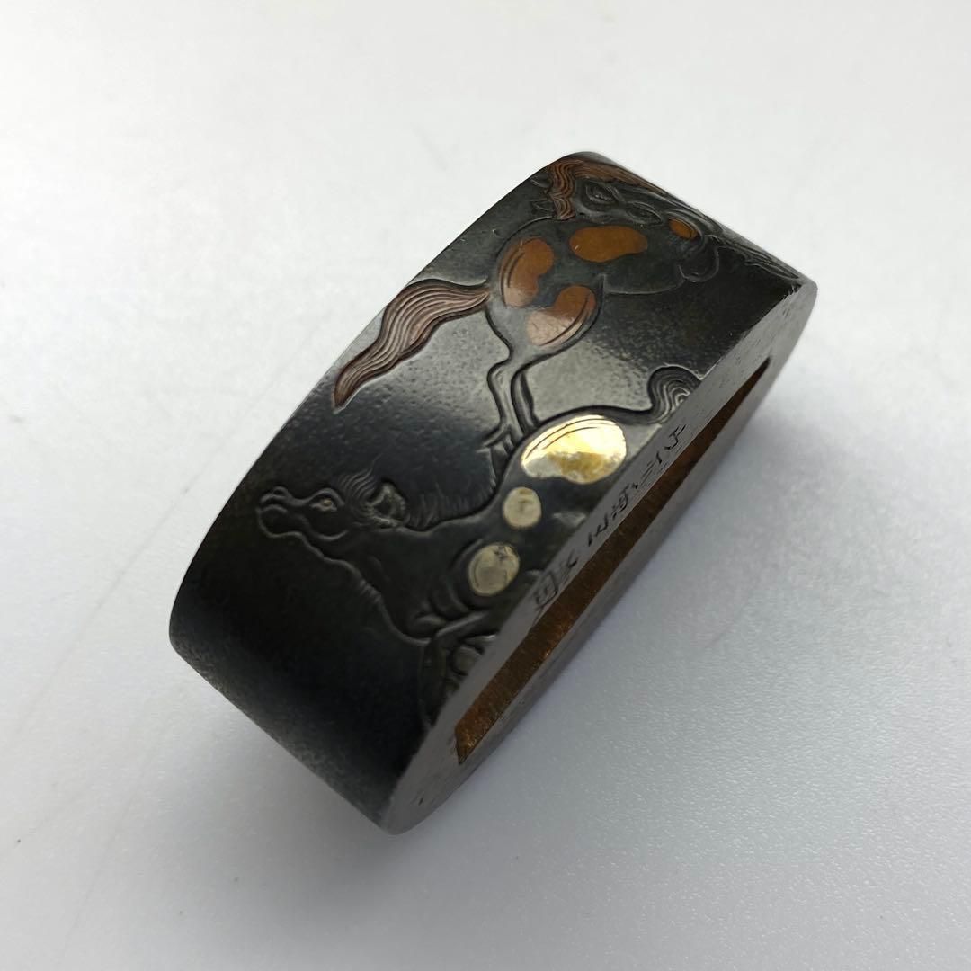 馬図縁頭花押入 共箱