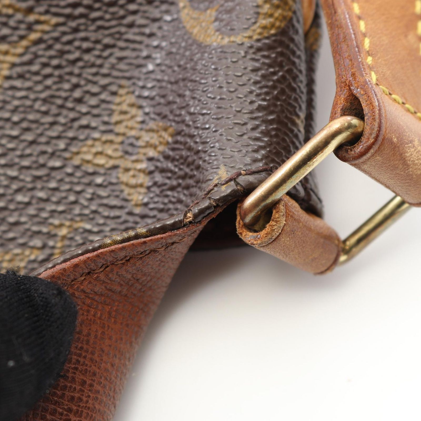 LOUIS VUITTON ルイヴィトン ミュゼットタンゴショルダー ルイ・ヴィトン(LOUIS VUITTON)ルイ・ヴィトン ミュゼット