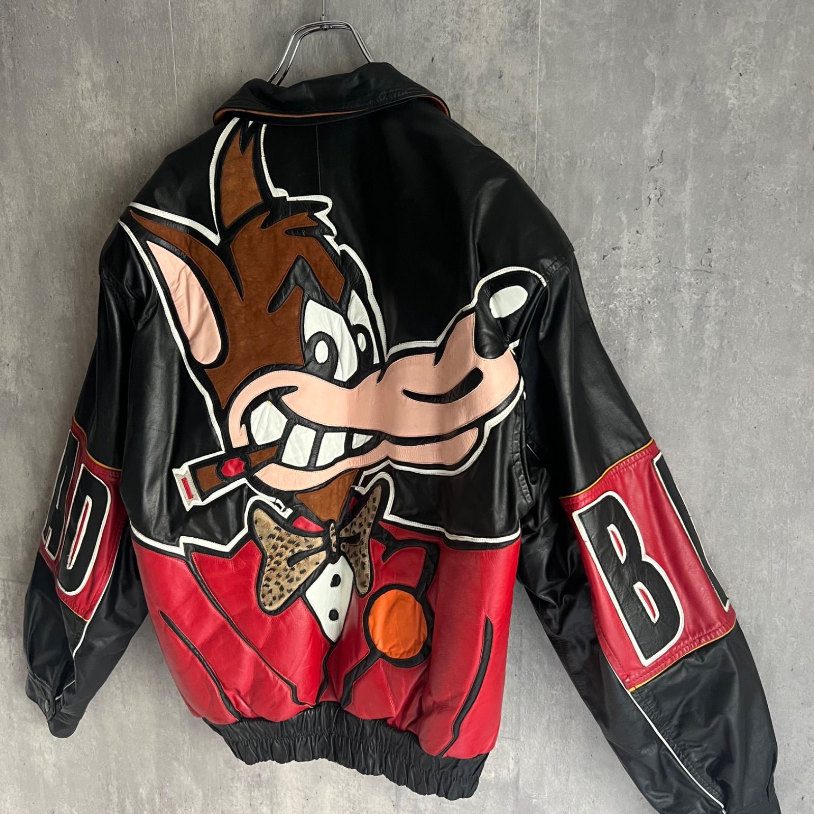 テューンズ カウレザー