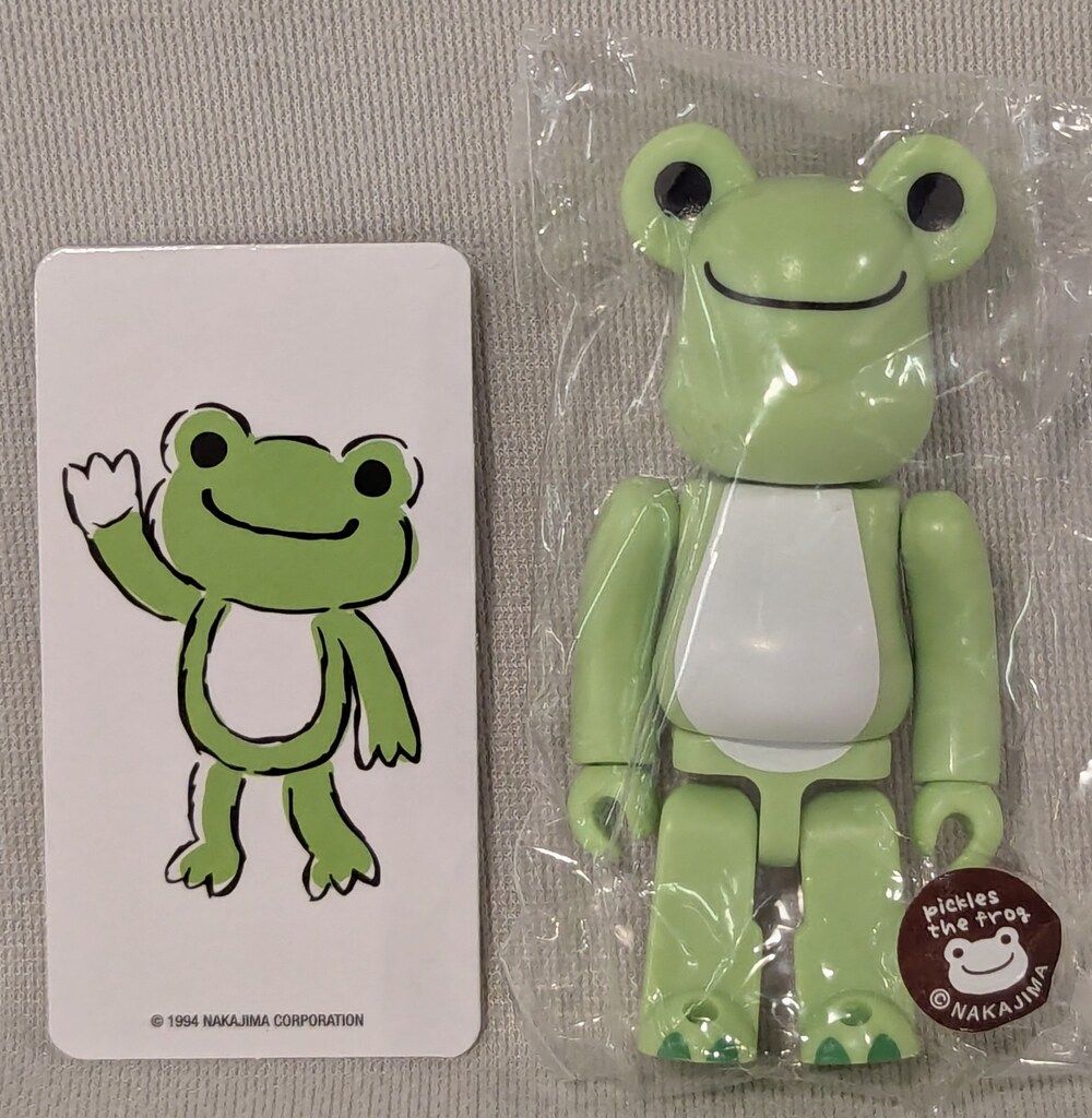 MEDICOM TOY - BE@RBRICK かえるのピクルス 400％ Amazon | BE＠RBRICK かえるのピクルス & NY＠BRICK 黒ねこ