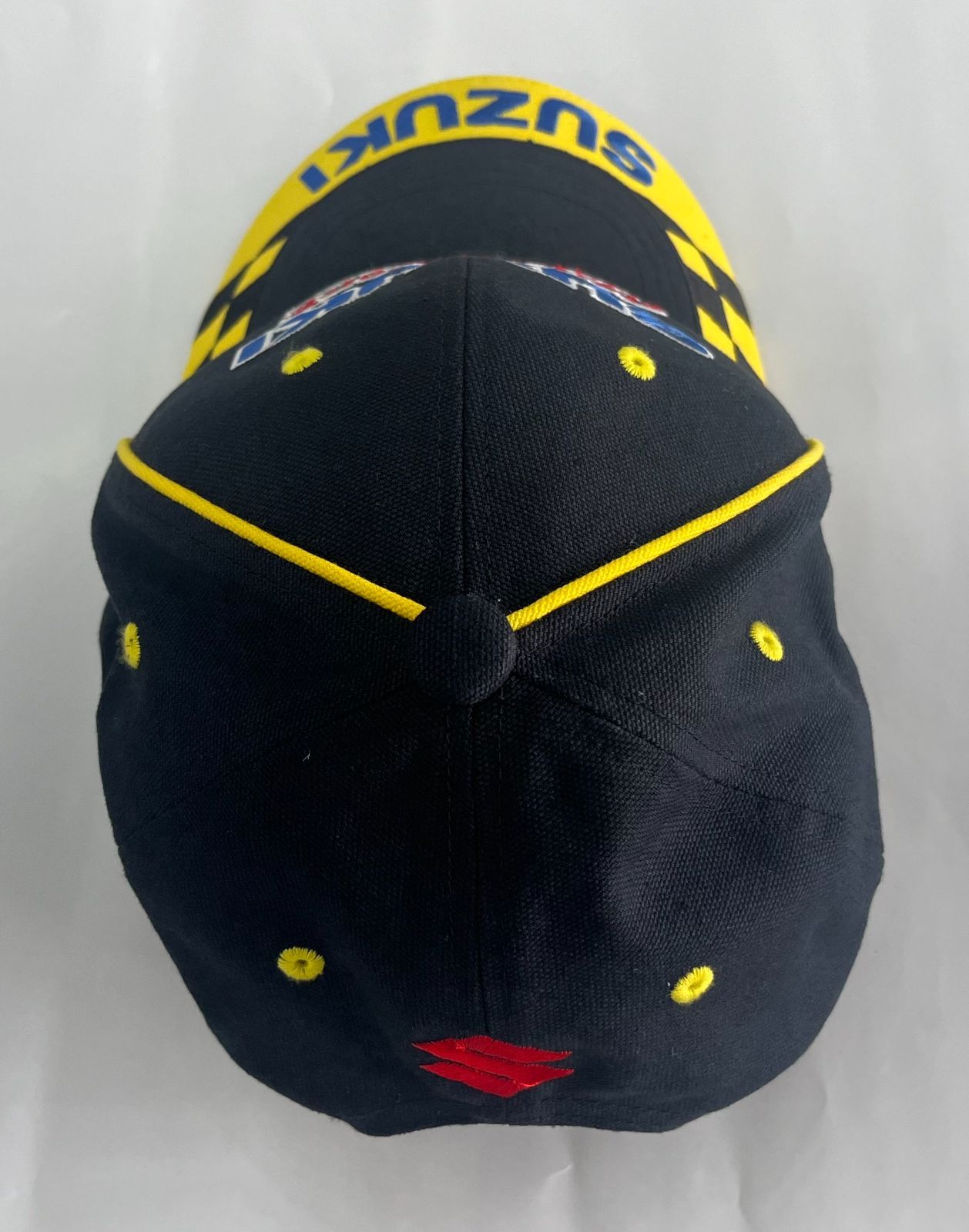 欧州スズキ純正 スイフト スポーツ ロゴ キャップ(帽子) 郵340- SUZUKI SWIFT Sport HT81S ZC31S ZC32S ZC33S  スズキ 純正 センターキャップ スイフト スポーツ ZC33S イエロー