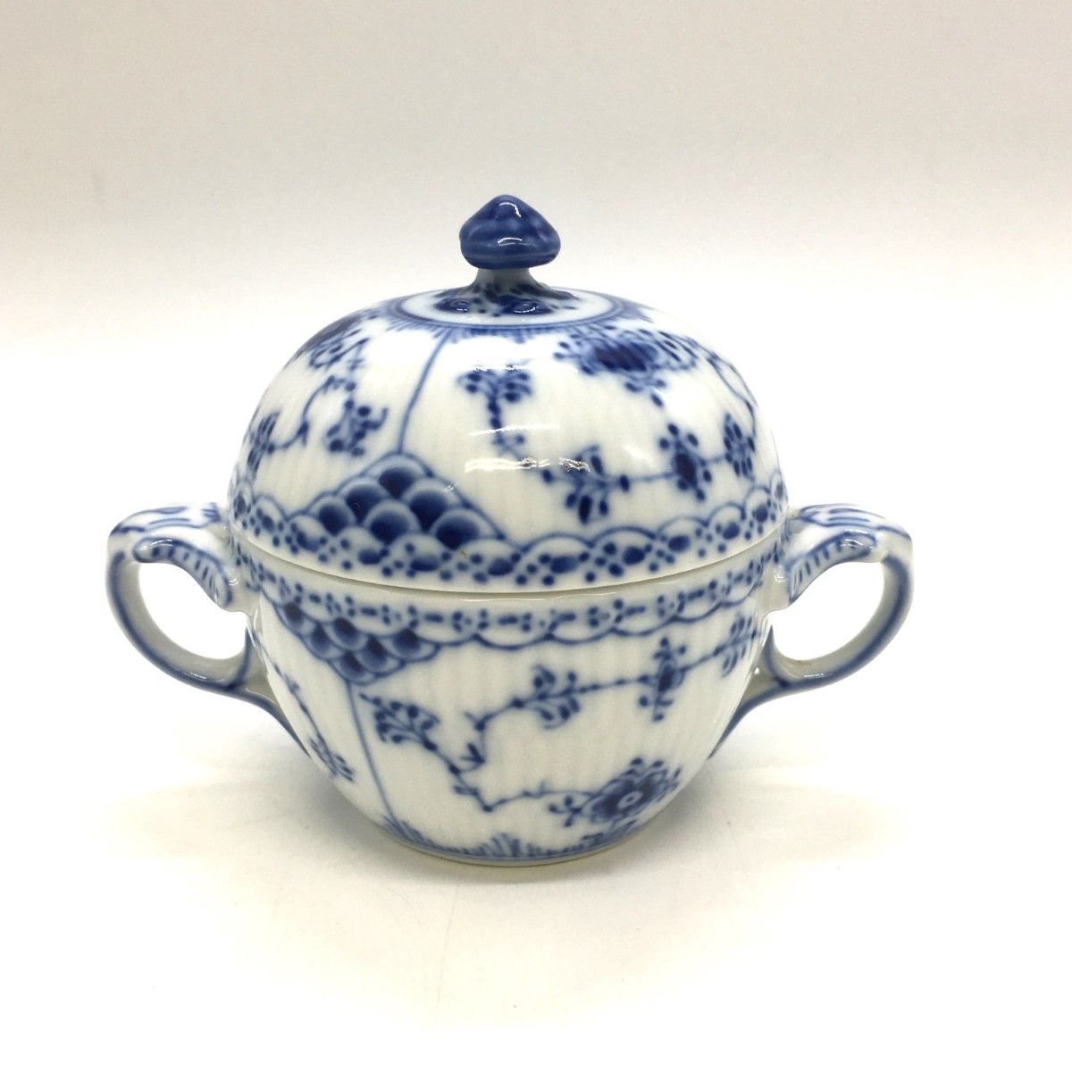 ◎◎ROYAL COPENHAGEN ロイヤル コペンハーゲン ブルーフルーテッドプレインシュガーポット WWW_USTAUSTRALIA_COM_AU