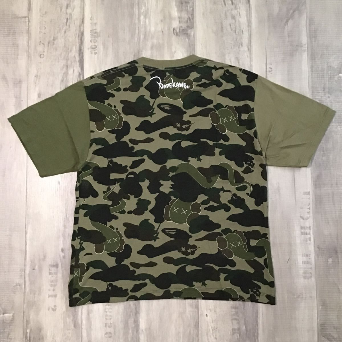 独創的 ☆激レア☆ KAWS × BAPE Bendy カレッジロゴ ボーダー Tシャツ ...