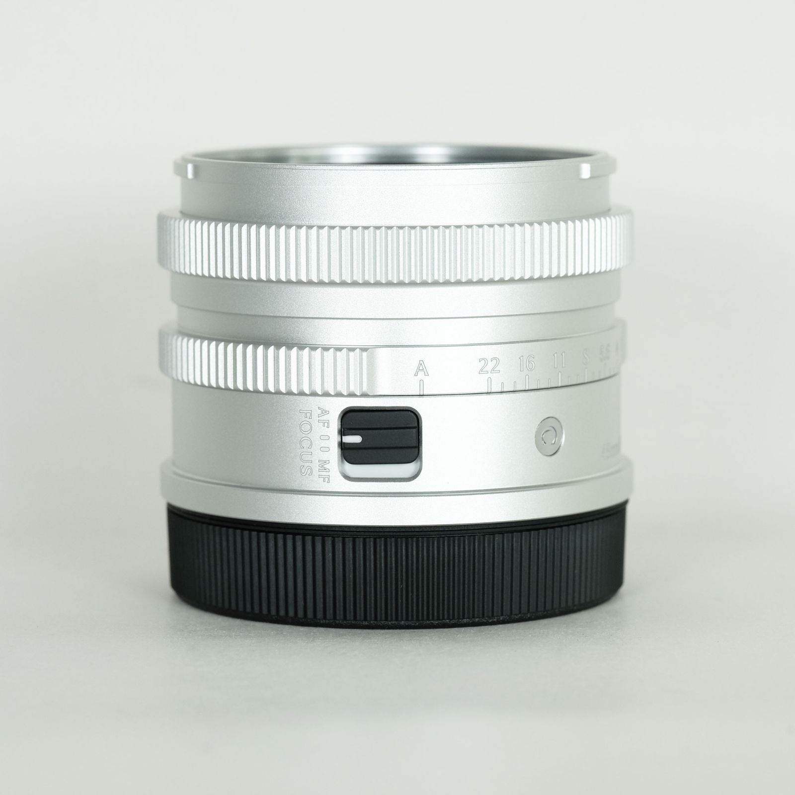 【Lマウント】sigma 45mm F2.8 contemporary シルバー 極美品｜フィルター付] SIGMA 45mm F2.8 DG｜Contemporary