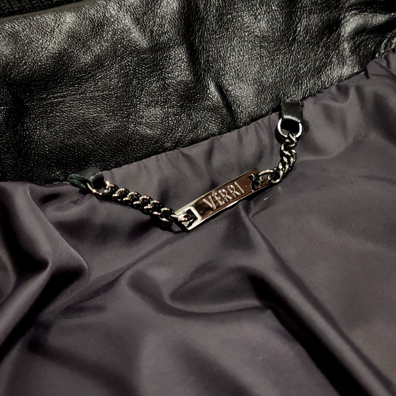 美品＊VERRI (ヴェリー) レザーダウンジャケット - メルカリ