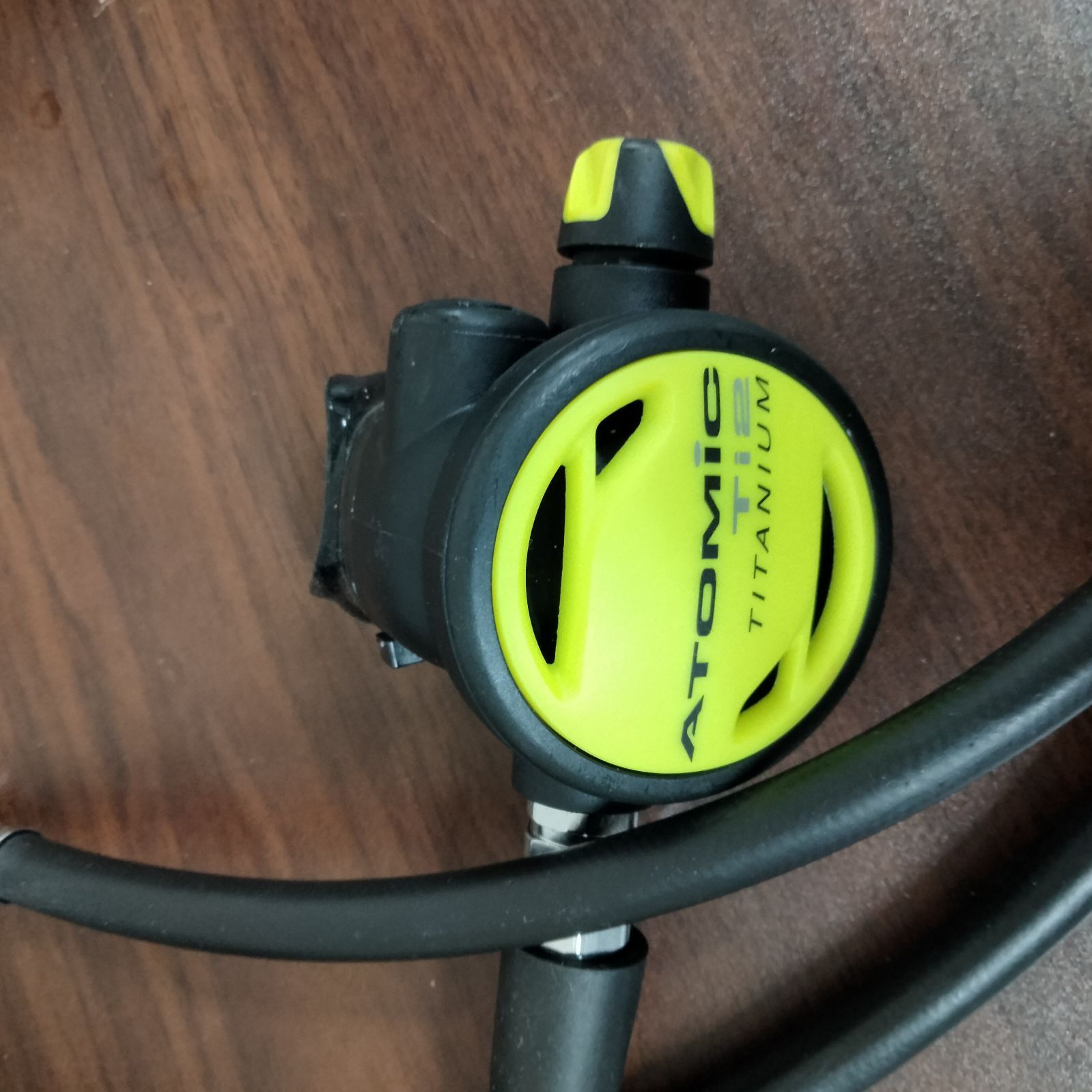 N-4801 スキューバダイビング重器材