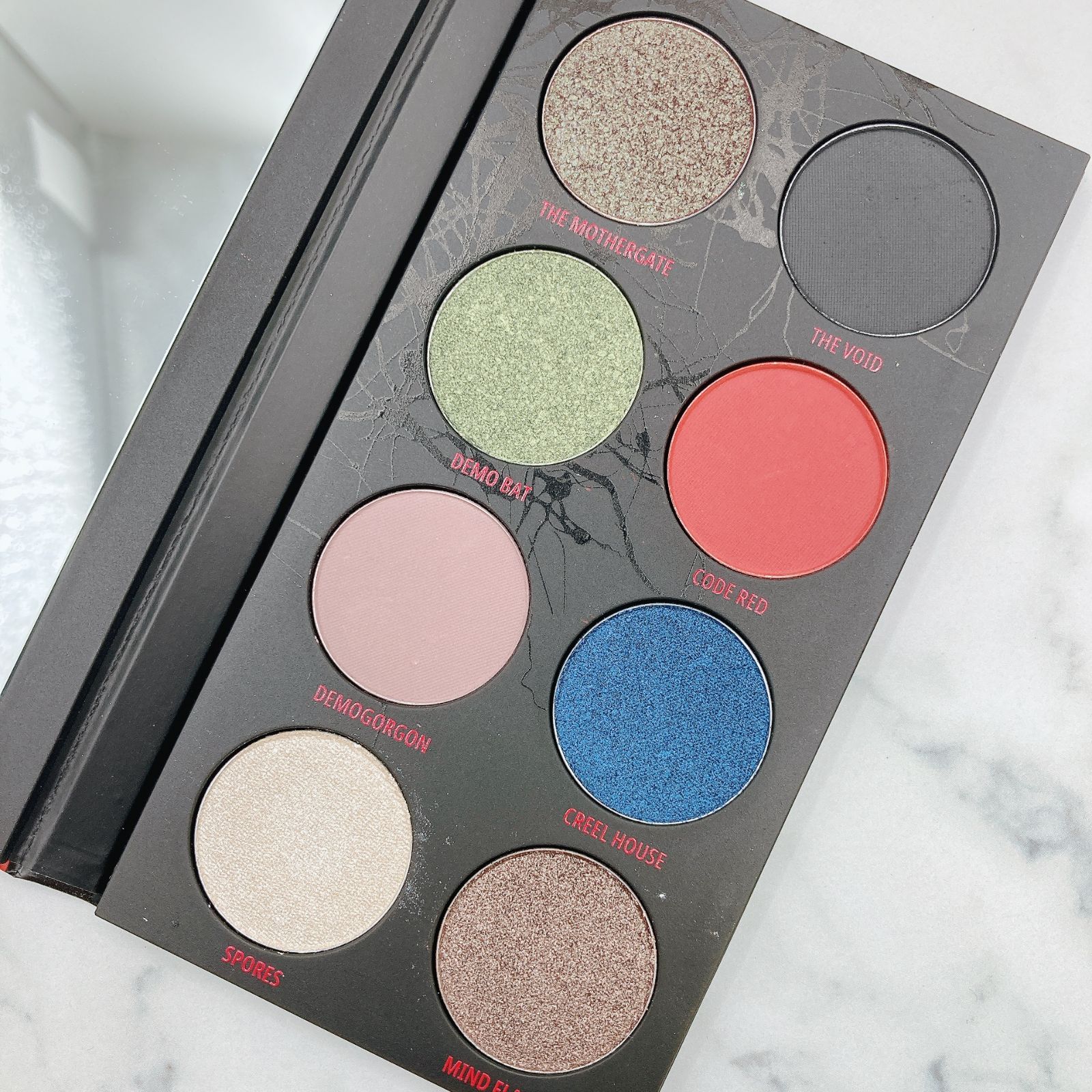 美品］MAC マック アイシャドウ x8 ザ ボイド アイ パレット
