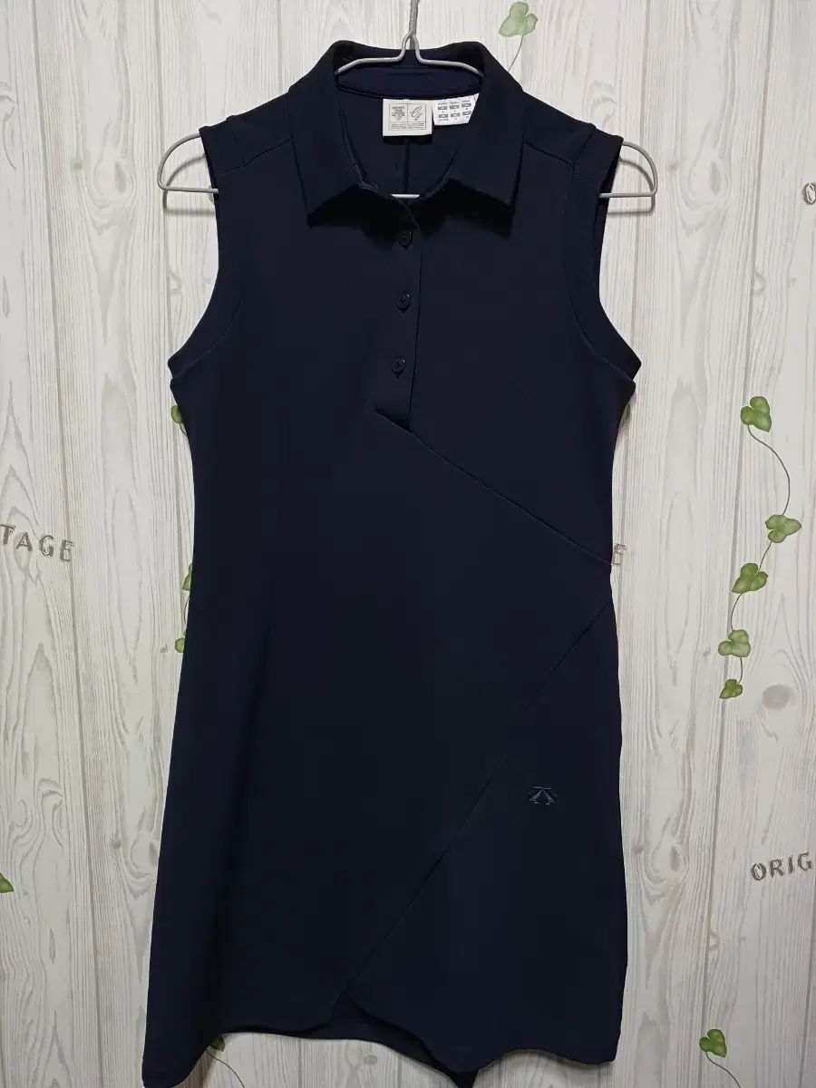 デサントゴルフ₍DESCENTE GOLF Swing スウィング ノースリーブ ワンピース 85
