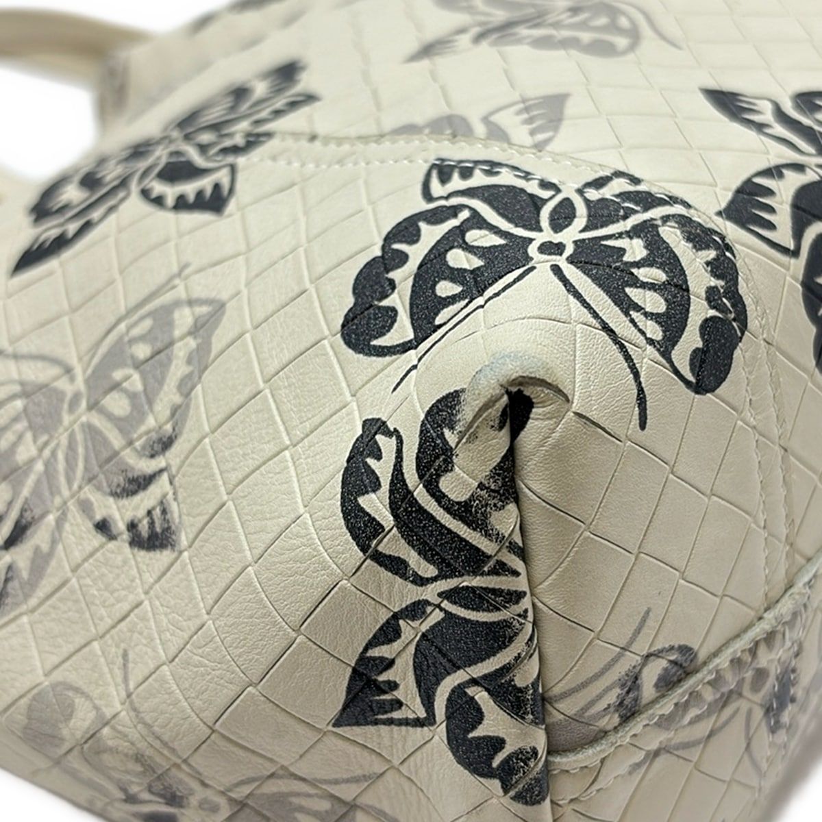 美品✨ボッテガヴェネタ トートバッグ イントレッチオミラージュ パープル 美品✨ BOTTEGA VENETA イントレッチオミラージュ トートバッグ