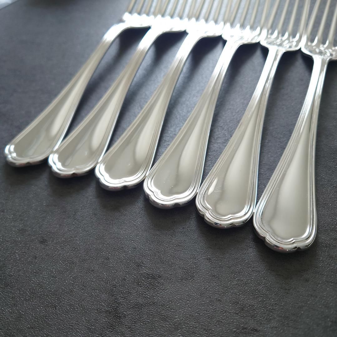 テーブルフォーク