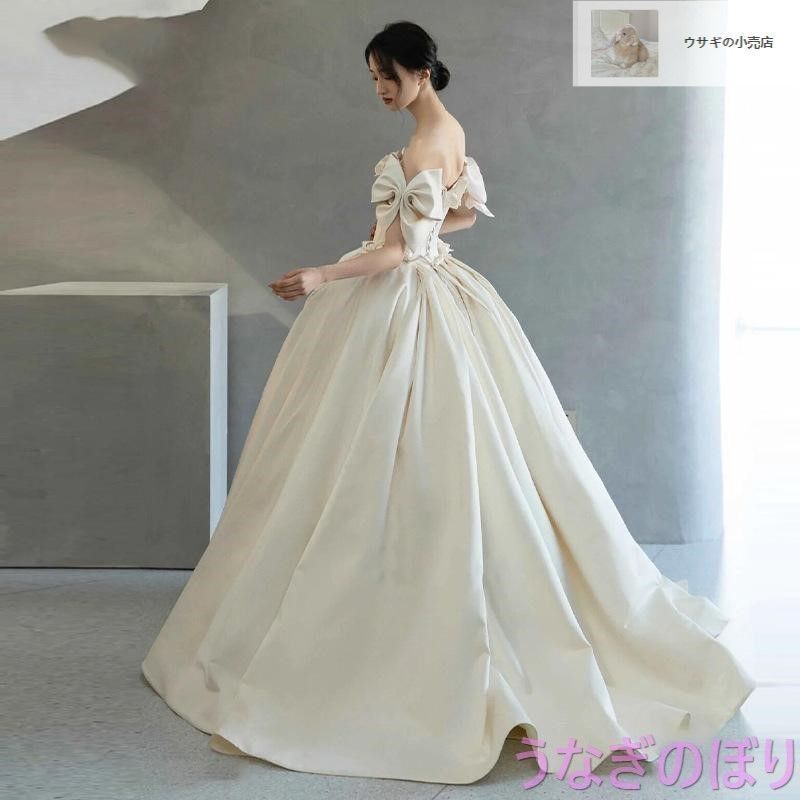 サテン 編み上げ