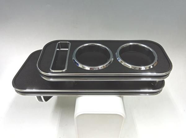 C28セレナ 22|11～ フロントテーブル レザーブラック BKxシルバー 携帯左 大