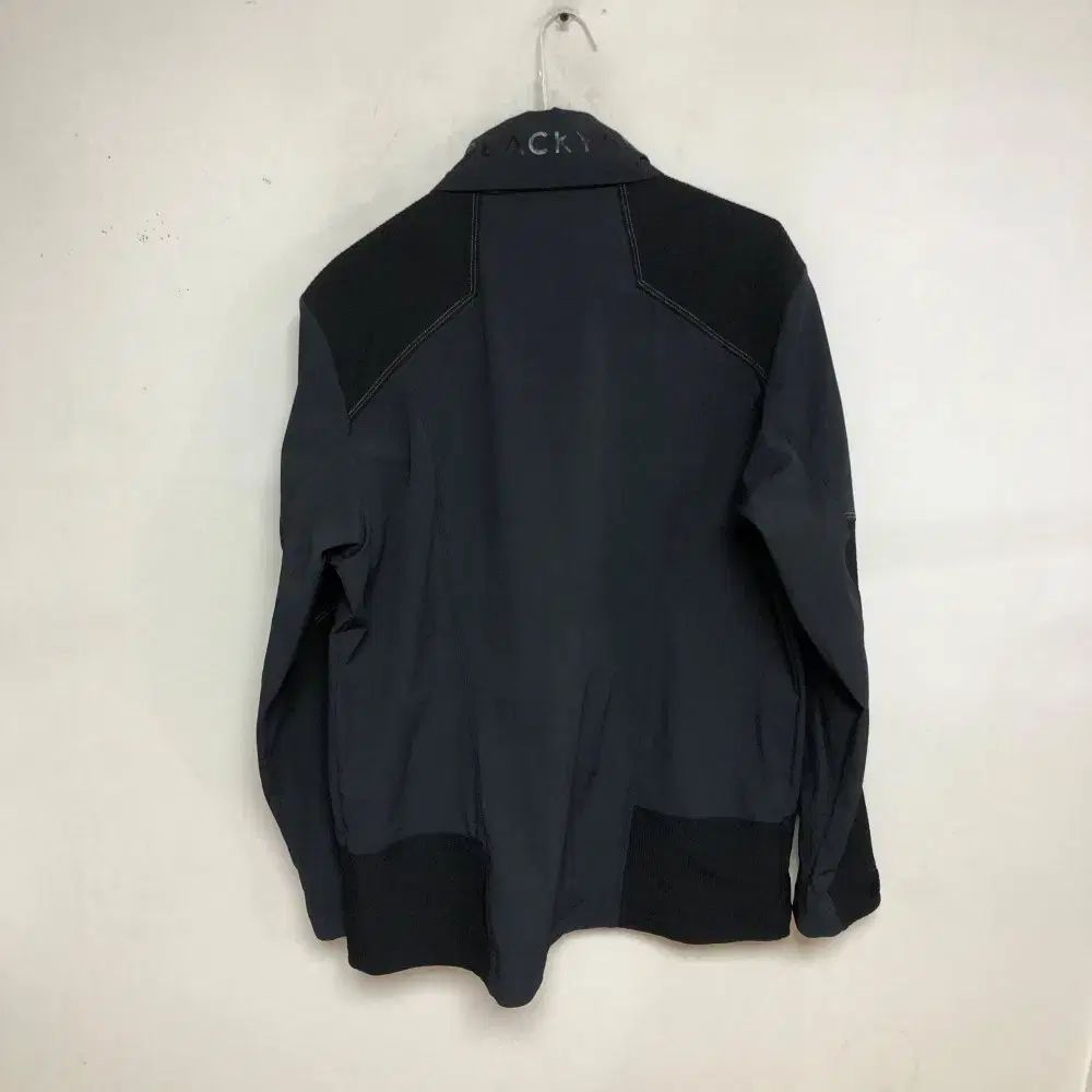 韓国発★新品 BLACK YAK ブラックヤク スポーツウェア トップス M BLACK YAK(ブラックヤク) メンズ 半袖Tシャツ 95M @ 9996 - メルカリ