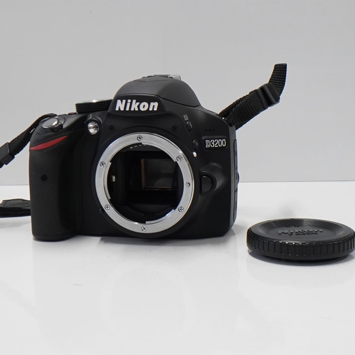 超美品 Nikon D3200 ブラック ボディ
