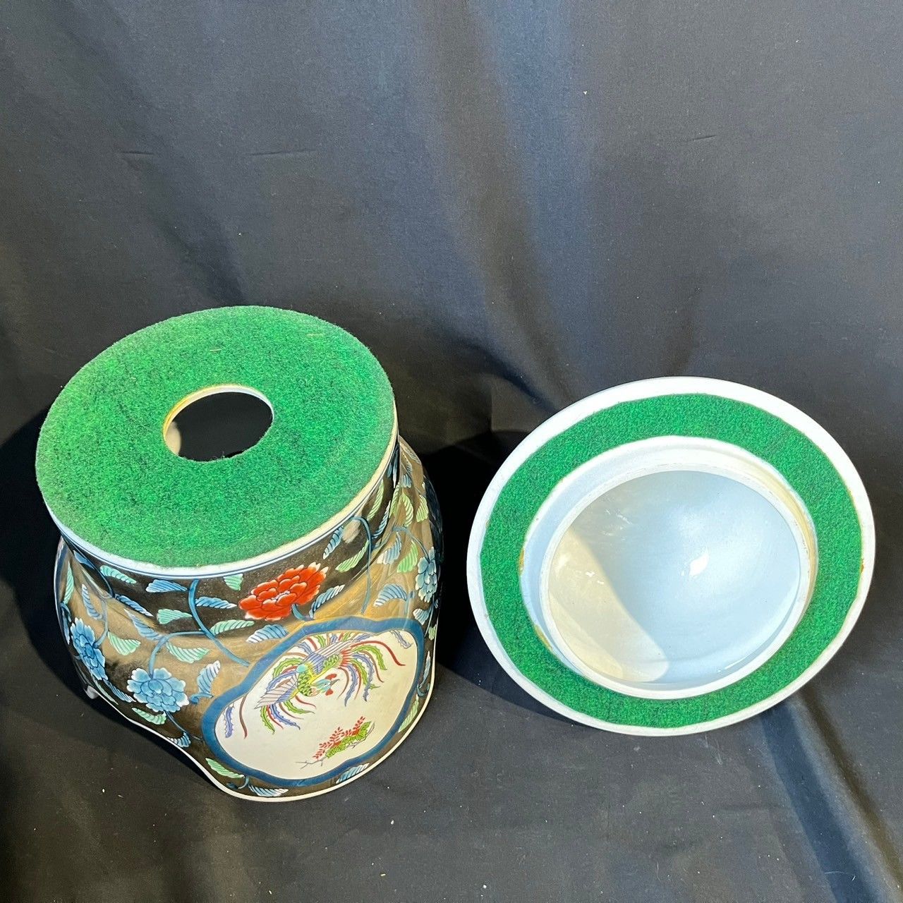 A 有田焼 金龍窯 博山作 飾壷 伝統工芸美術 250703-6