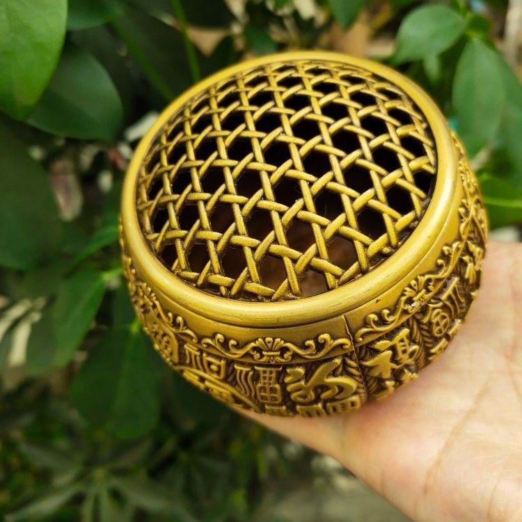 銅 細工 浮彫り百福網蓋薫香炉 茶道香炉 工芸品 美術品 置物 銅 細工 浮彫り百福網蓋薫香炉 茶道香炉 工芸品 美術品 置物