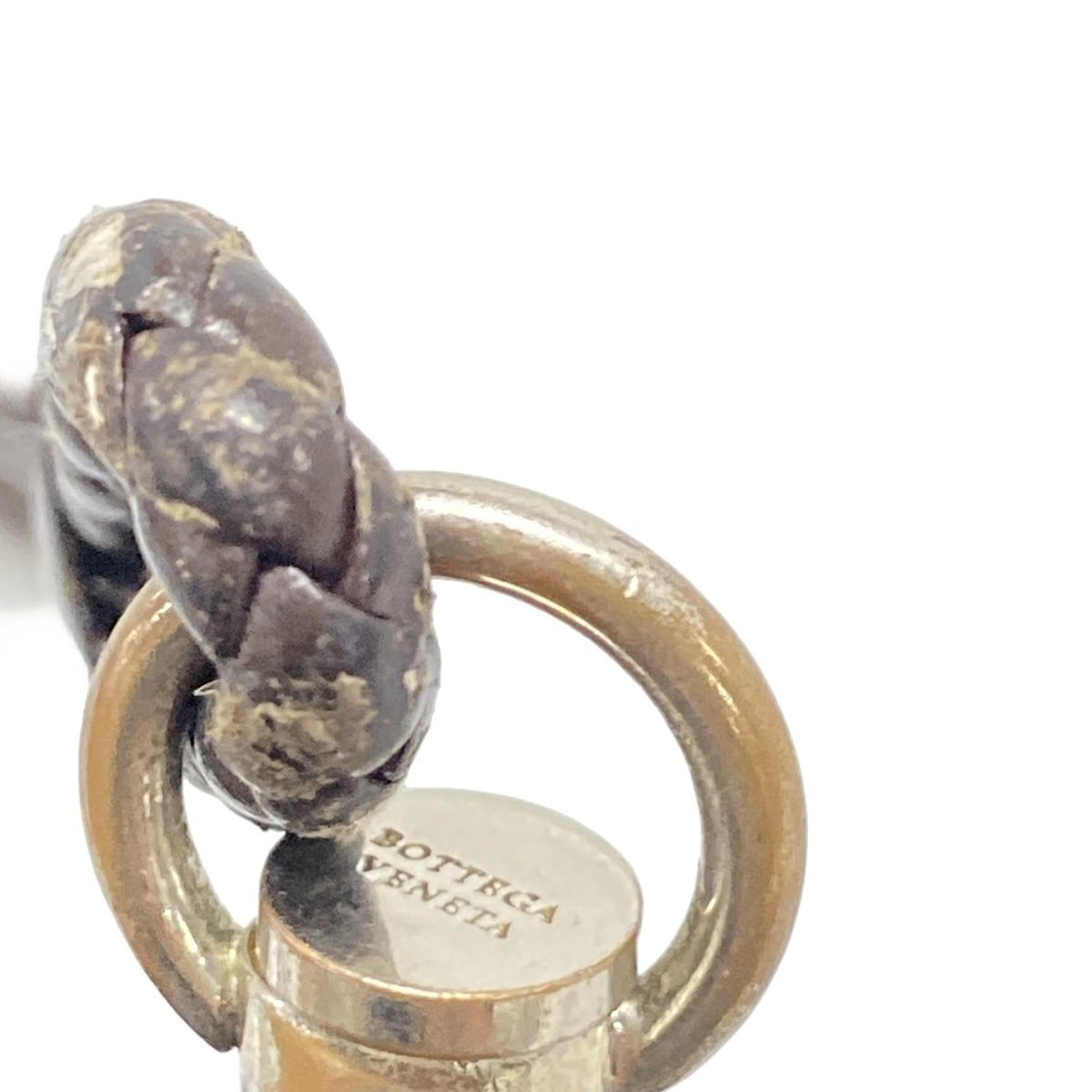【匿名配送】BOTTEGA VENETA  ネック　ストラップ　❤︎ 美品】BOTTEGA VENETA ネックストラップ 匿名配送❤︎ - メルカリ