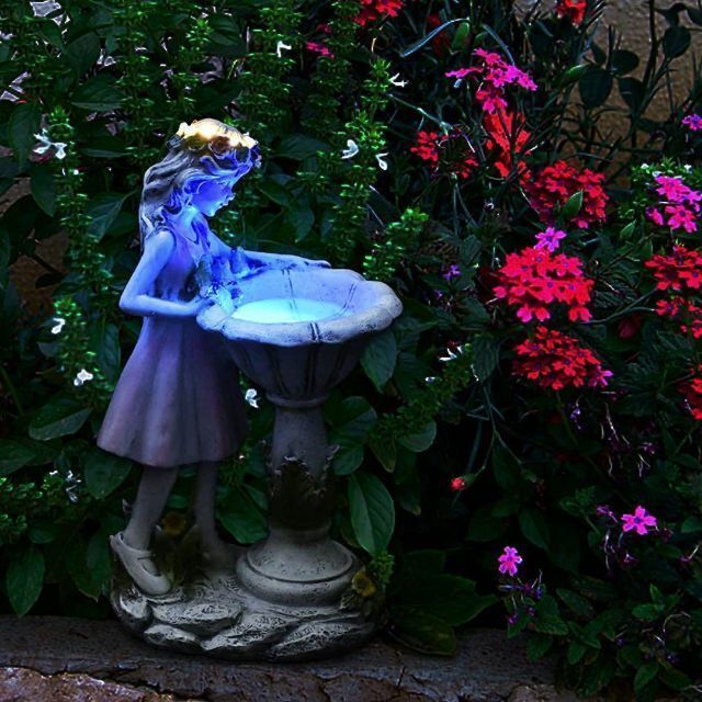 ガーデンライト  水まきをする少女  ガーデニング オブジェ オーナメント 置物