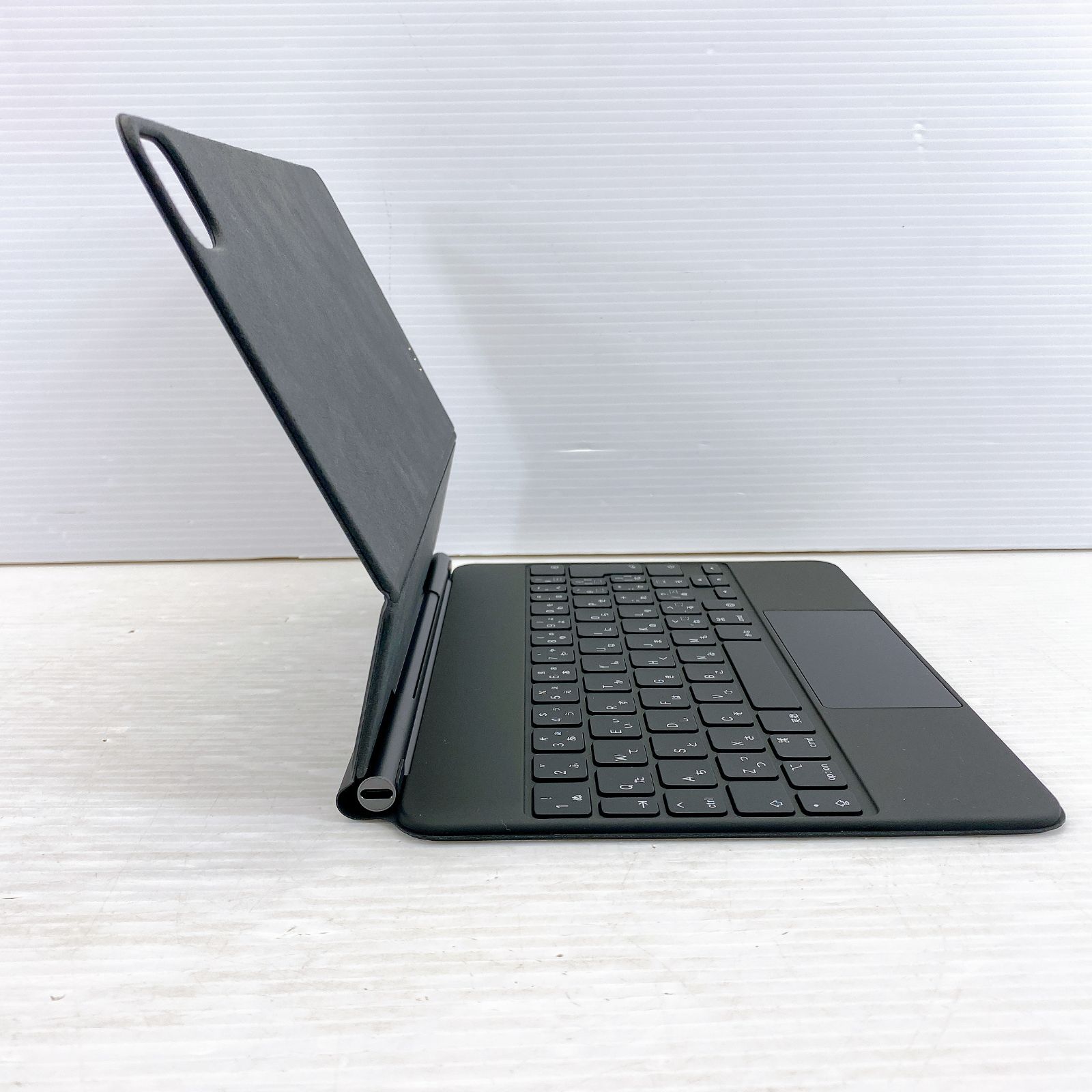 Apple iPad 11インチ Magic Keyboard マジックキーボード MXQT2J A A2261 ブラック 日本語配列