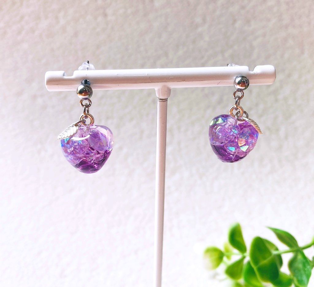 ピアス イヤーカフ ピンク 紫 ビジュー パール 大人 可愛い ハンドメイド