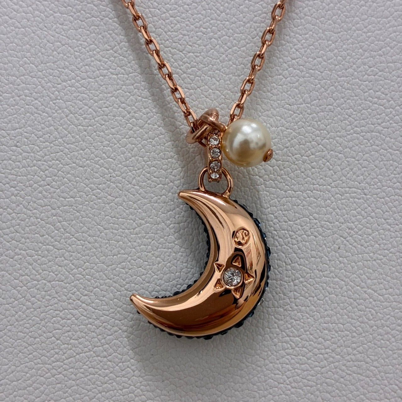 Y0715]スワロフスキー SWAROVSKI Sublima Luna ネックレス