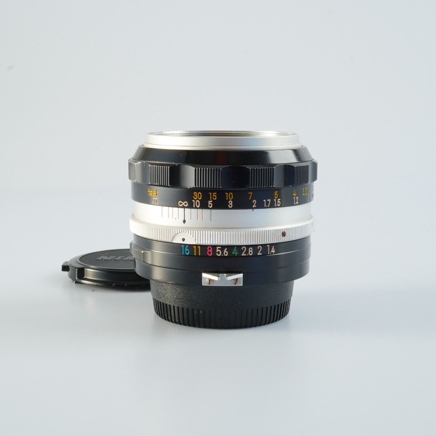 Nikon ニコン Nikkor-S Auto 50mm F/1.4 非Ai 単焦点レンズ