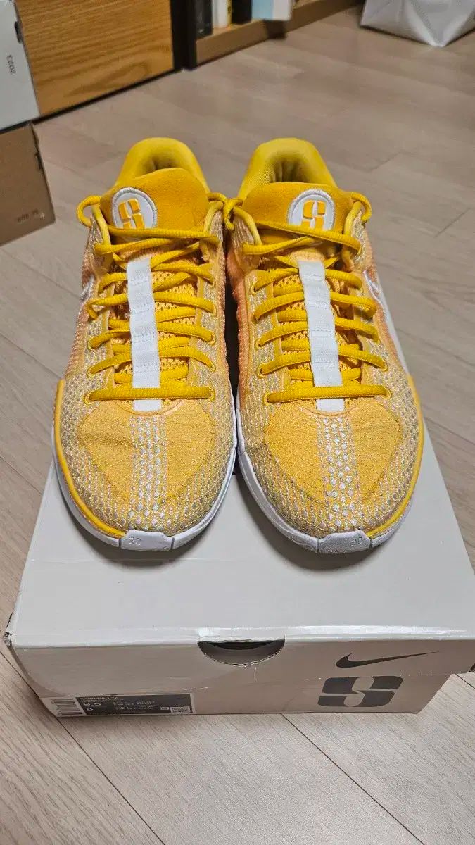 NIKE ナイキ サブリナ 1 TB m260