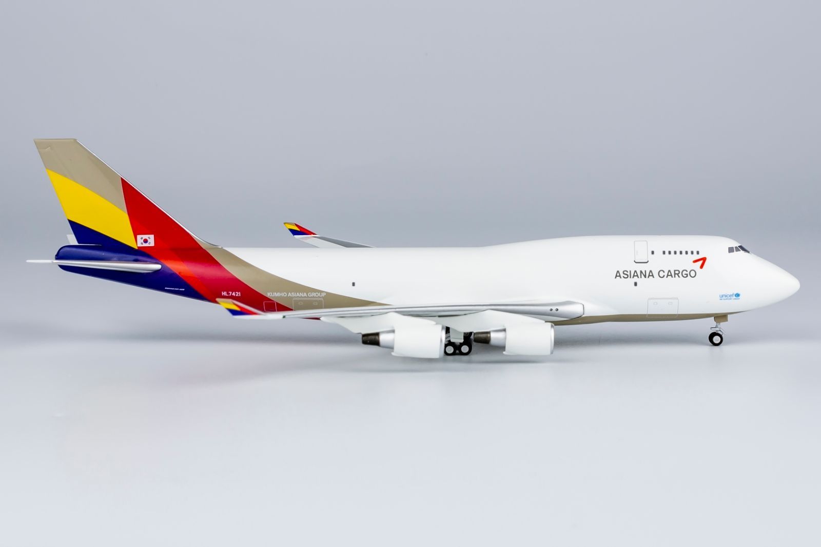 NG Lite アシアナ航空 747-400BDSF HL7421 1/400 AAR008 - メルカリ