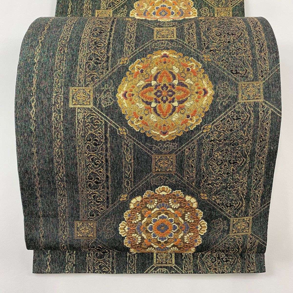 バイセル 着物 名品 袋帯 深緑 格天井 華文 蜀江文 向かい鳥 花唐草 唐織 箔 六通 正絹 ☆☆☆☆ 袋帯 美品 秀品 蜀江華文 刺繍 箔 深緑 六通 正絹 中古 - メルカリ