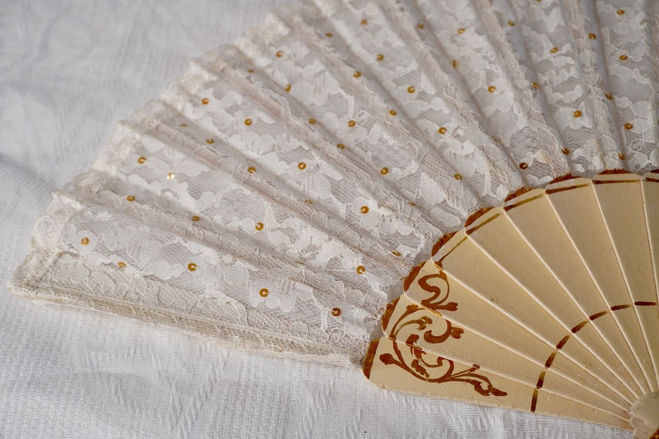 フランス アンティーク エヴァンタイユ レース扇子 - メルカリ