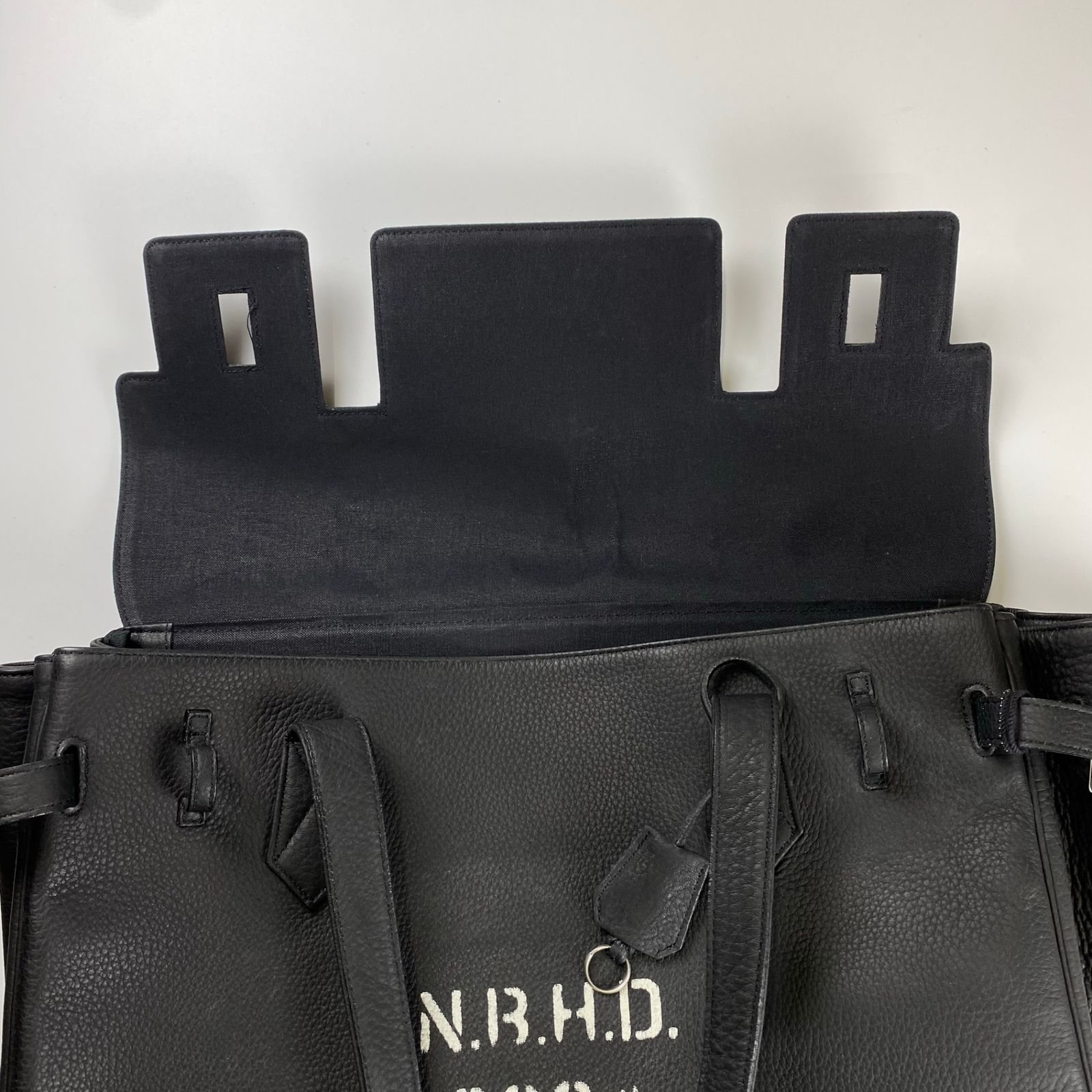 NEIGHBORHOOD × PORTER　レザーバッグ 未使用級】 NEIGHBORHOOD × PORTER / VOYAGER/L-TOTE ボヤージャー