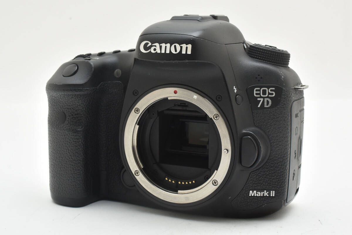 Canon EOS 7D ダブルレンズキット　大幅値下げ【ほぼ新品・超美品】 楽天市場】【中古】【1ヶ月保証】 Canon キヤノン EOS 7D 標準