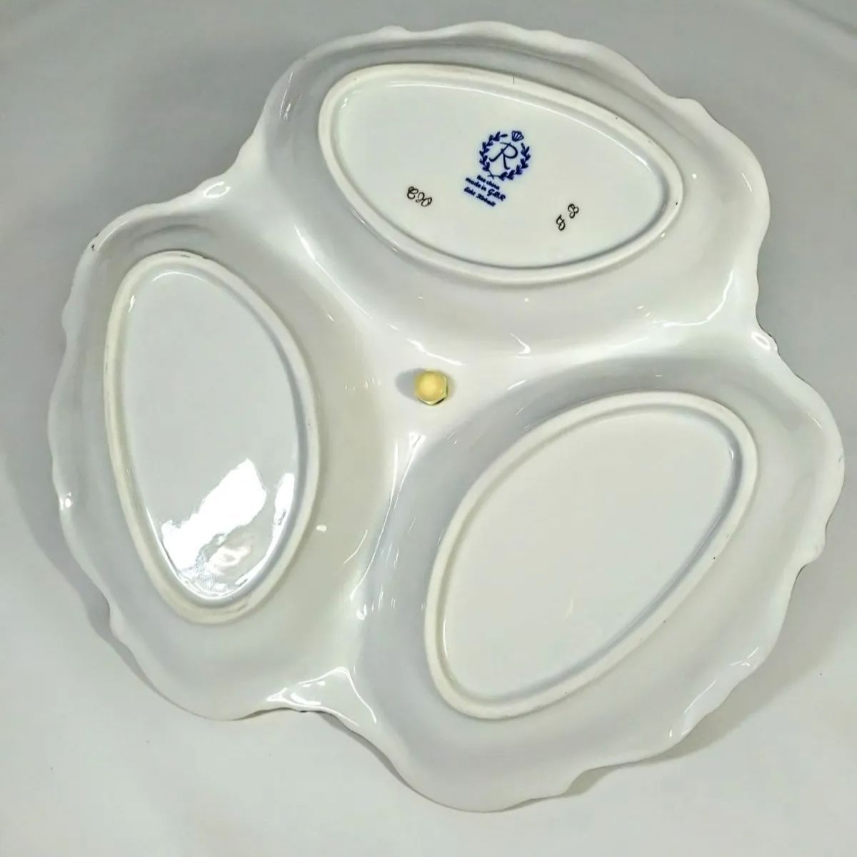 ♥【希少】ヴィンテージ GDR製 金彩コンポート皿（3分割）Royal China