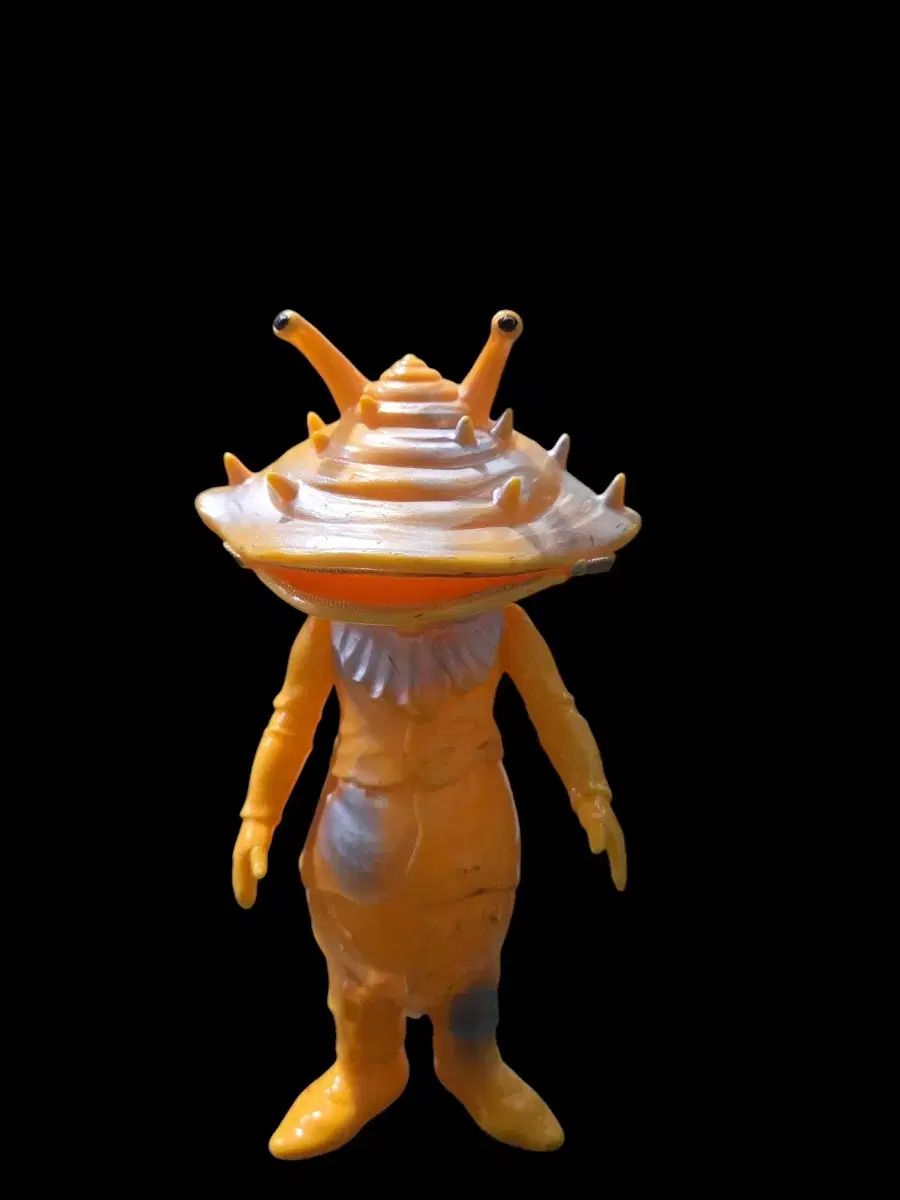 バンダイ) ウルトラ モンスター シリーズ Q コインモンスター カーネゴン